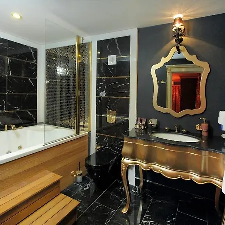 Camelot Boutique Akiarlar